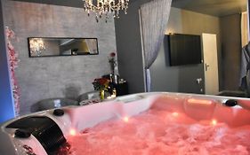 Nuit privée avec Jacuzzi